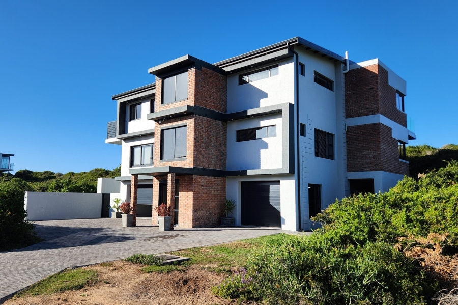 3 Bedroom Property for Sale in Dana Bay Western Cape